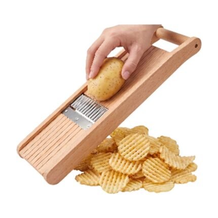 Potato and Vegetable Slicer for Wavy Slices and Decorative Cuts in the Kitchen