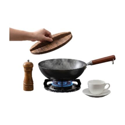 Cast Iron Pans with Lid for Even Heat Distribution and Versatile Frying on the Hob in Everyday Use