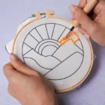 DIY-Punch-Needle-Untersetzer-Set im Einsatz zu Hause