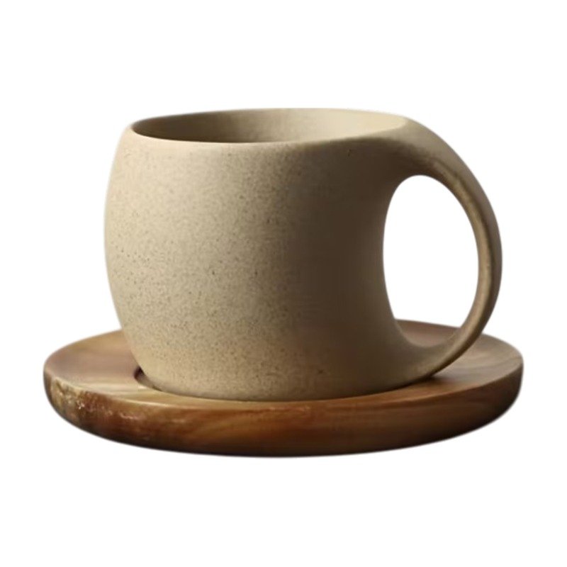 Kaffeebecher aus Keramik mit Untersetzer aus Akazienholz