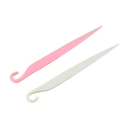 Plastic Cake Release Tool for Baking Tins and Easy Removal